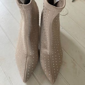 Women’s Heeled Boots; Size 10